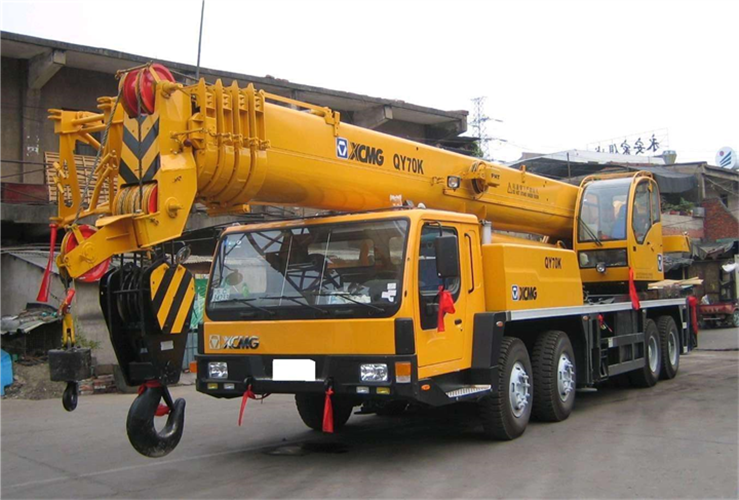 雁峰区吊车出租选择重点