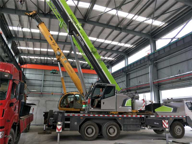 雁峰区高空车出租需要注意哪些安全事项？